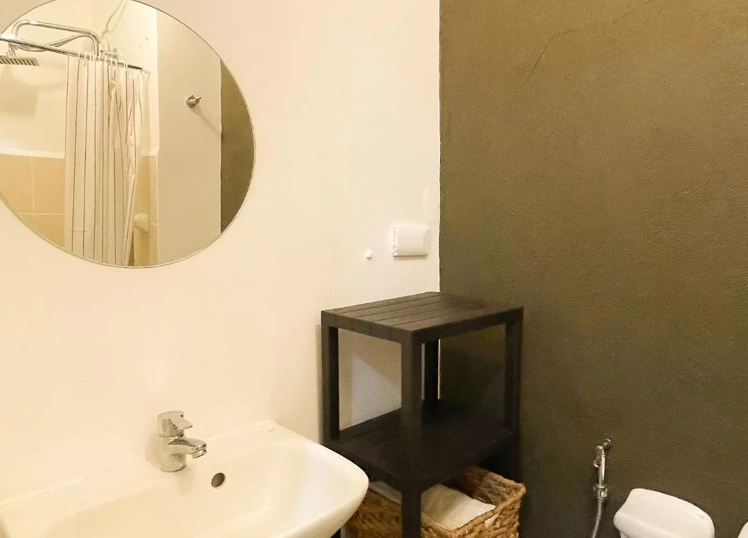الشقق الفندقية مانيلافي  Houzz 1548 By Houzztelity 0*, مانيلا